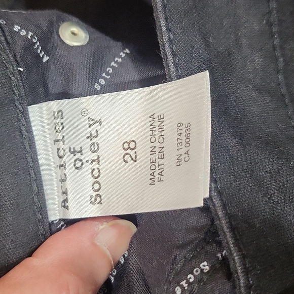 ARTICLES OF SOCIETY Maya Blackout Skinny Jean - Size 28 - Picture 14 of 16